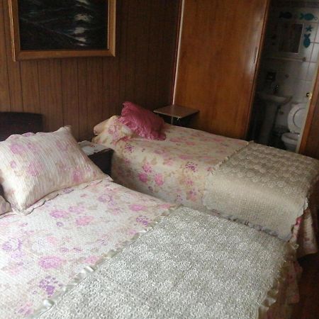 Bed and Breakfast Alojamiento Familiar Rey Пунта-Аренас Екстер'єр фото