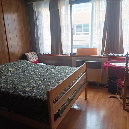 Bed and Breakfast Alojamiento Familiar Rey Пунта-Аренас Екстер'єр фото